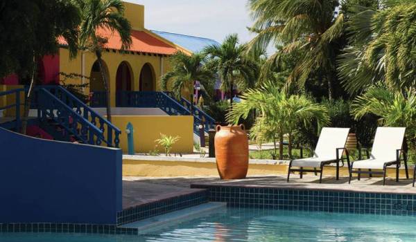 600×350-Bonaire-Divi-Hotel.-Zwembad