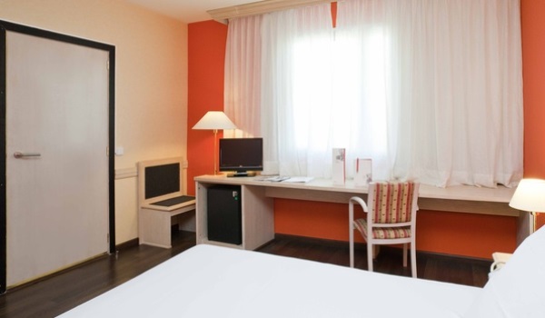 600×350-Barcelona-Hotel-Confortel-Bel-Art-Slk-2.jpg