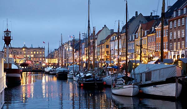 DK-Copenhagen-Christmas.jpg