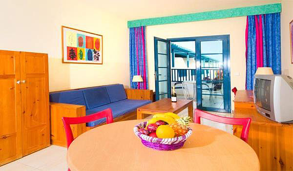 600×350-Lanzarote-Hotel-THB-TROPICAL-ISLAND-room.jpg