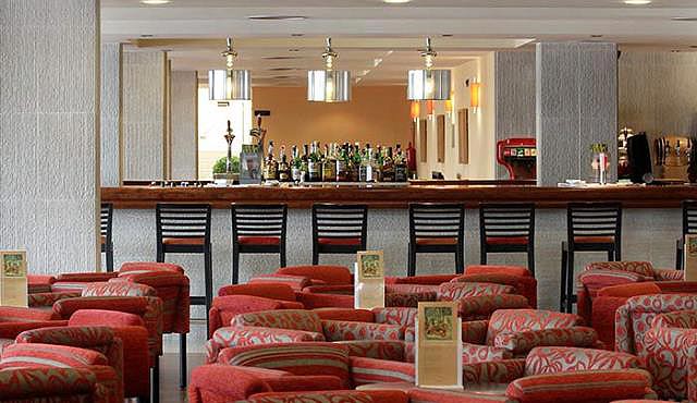 640×370-palmeras-palya-hotel-bar1.jpg