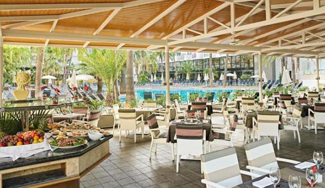 640×370-protur-palmeras-palya-hotel-dinner21.jpg