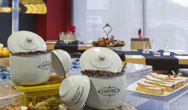 600×350-Alcala-hotel-buffet.jpg
